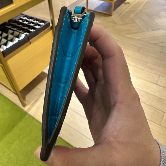 NWT! Tory Burch TB Women's Britten Embossed Zip card case 141067 In Ocean Meadow - Picture 5 of 8